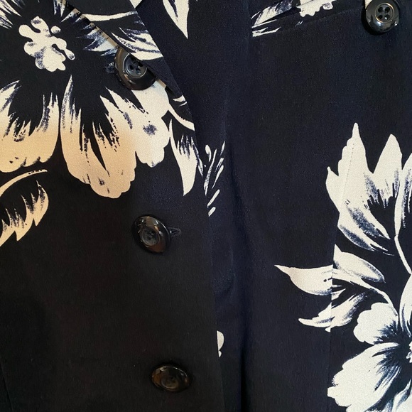 Dana Buchman Navy Flowered Blouse - Picture 2 of 5